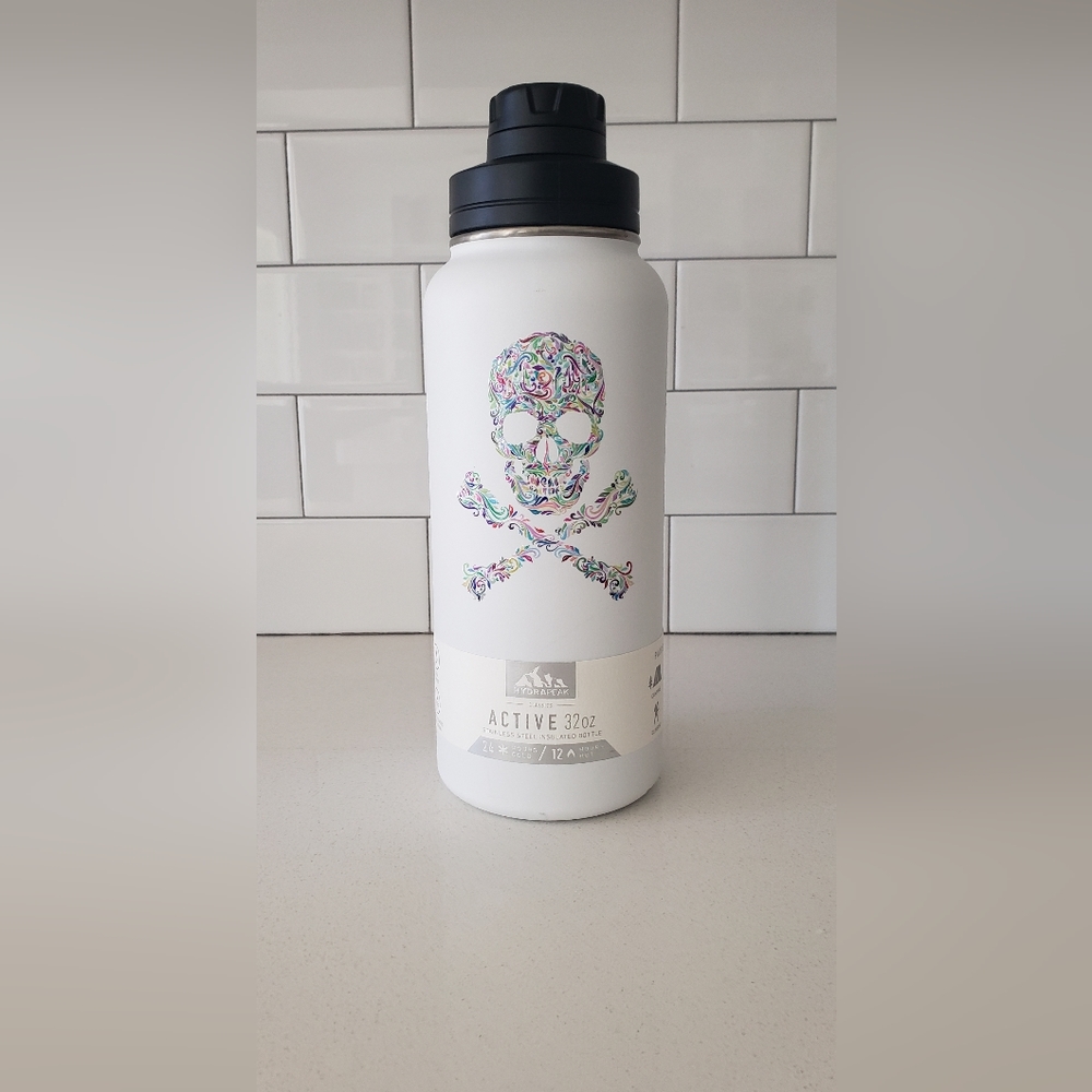 New Limited Artisan Edition Hydrapeak Voyager Skull Tumbler - 32oz